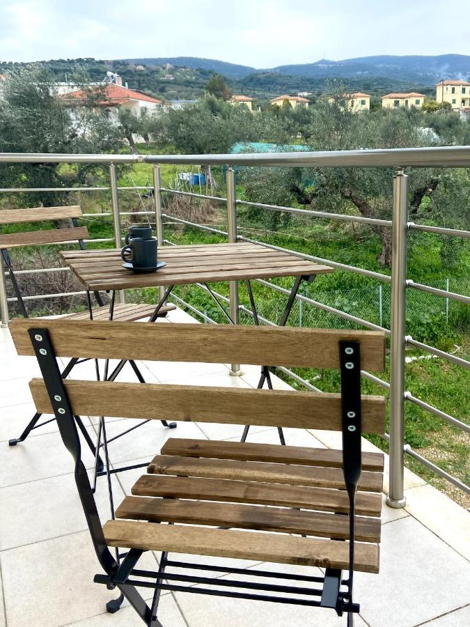 Apartment Delfini Chrani